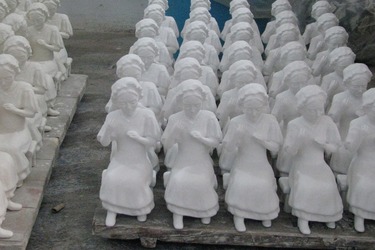 Collection Untitled ; created by Yehudit Mizrahi
