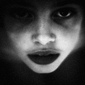 somber |ˈsämbər|